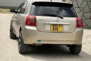 Toyota Corolla RunX 1.5 X FWD 2005 Gold