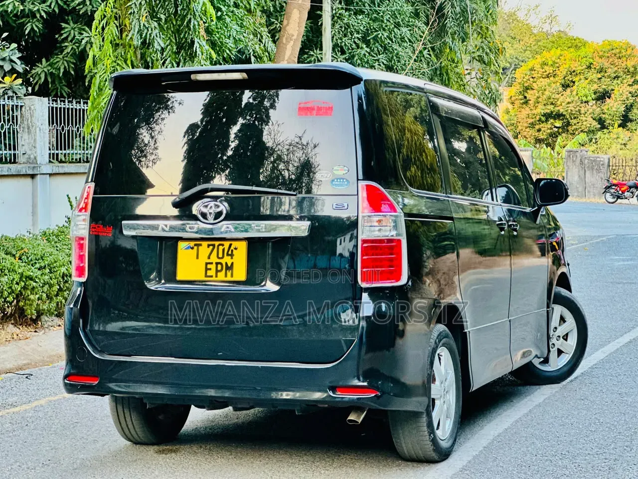 Toyota Noah 2009 Black