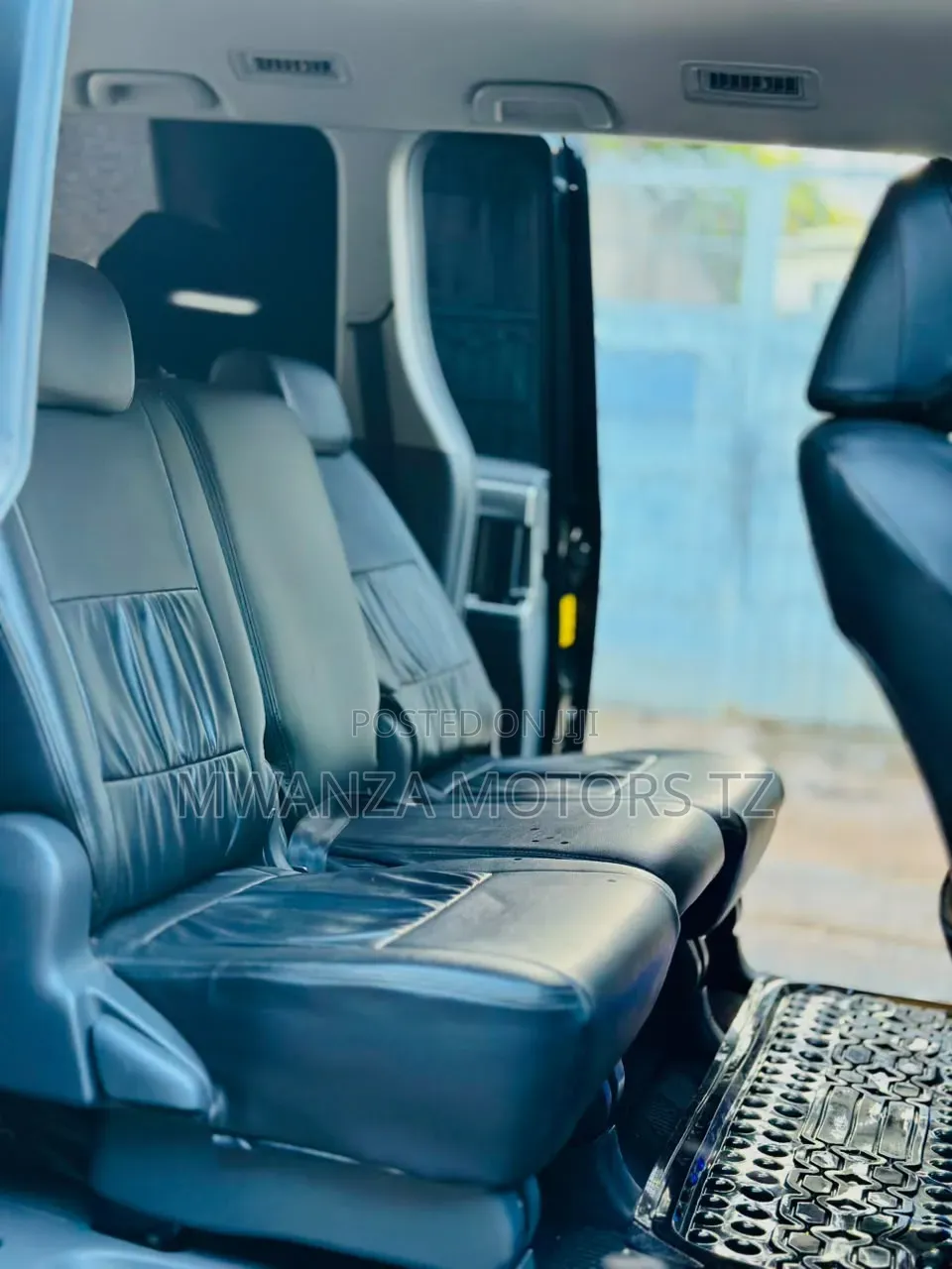 Toyota Noah 2009 Black