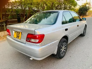 Toyota Carina 2000 Beige