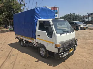 Toyota Dayana Ipo Mwanza