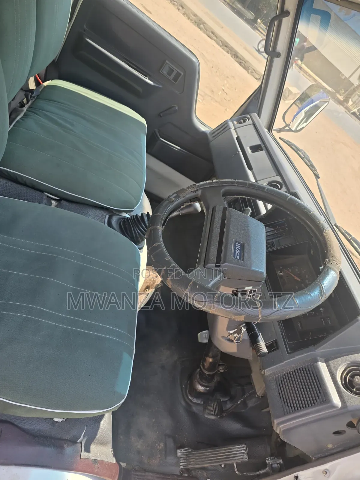 Toyota Dayana Ipo Mwanza