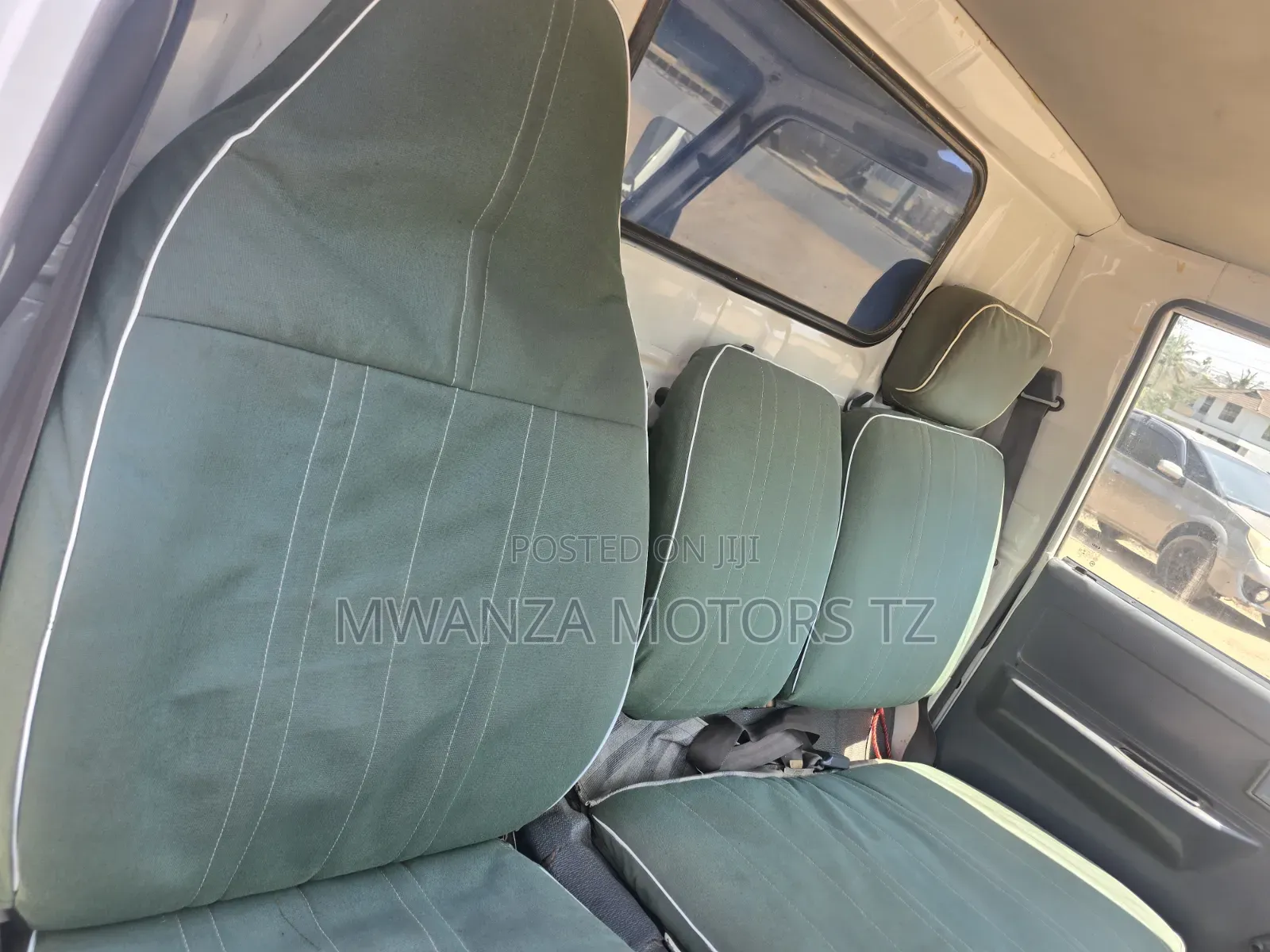 Toyota Dayana Ipo Mwanza