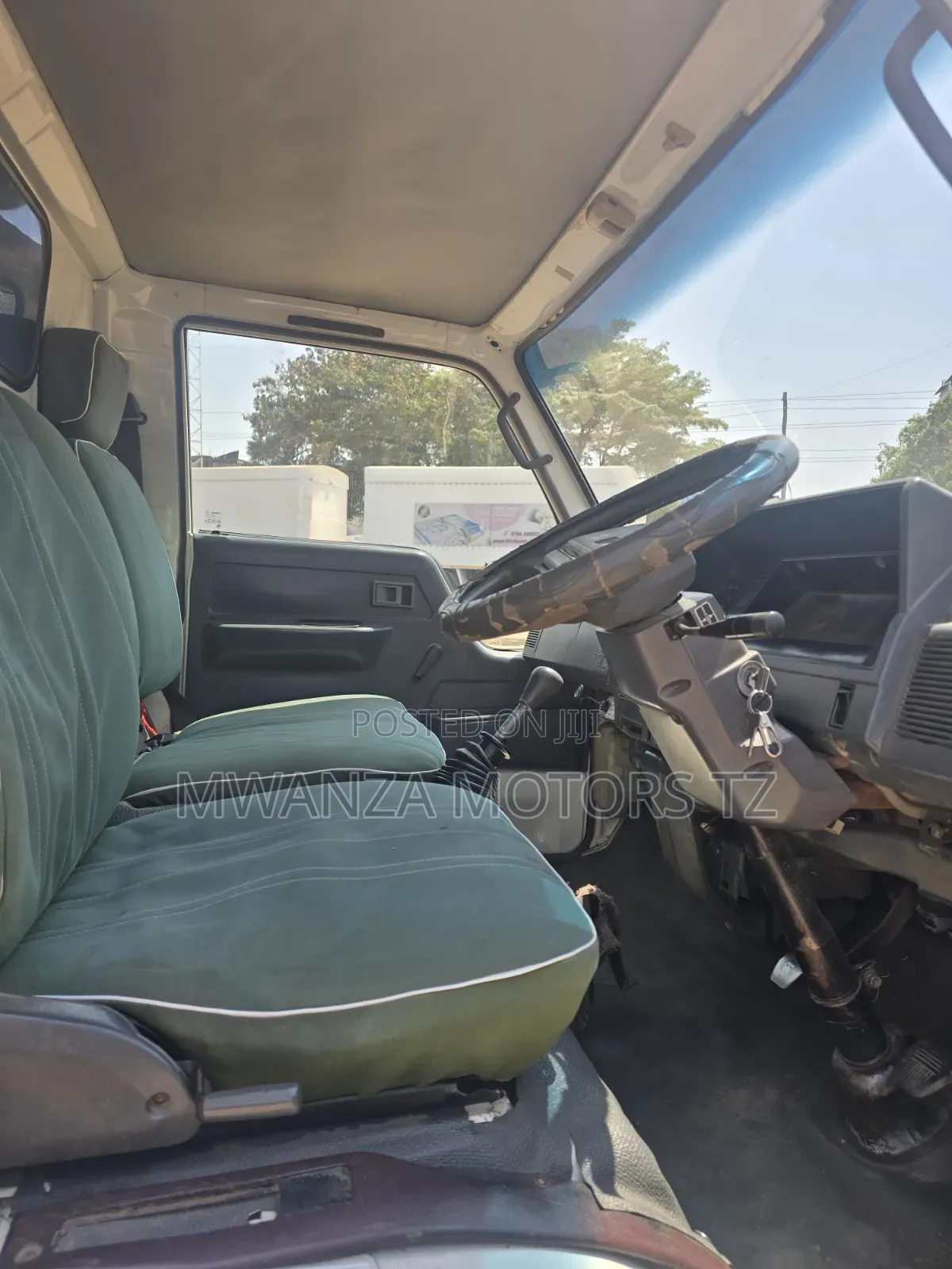 Toyota Dayana Ipo Mwanza