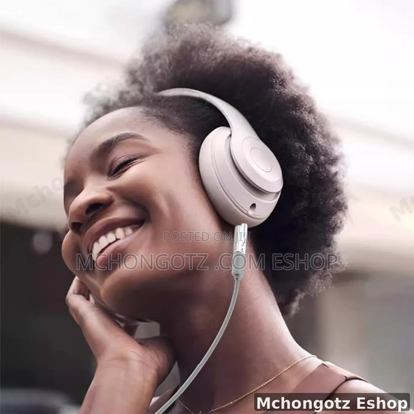 TYPE C Female to 3.5mm Male Audio Adapter (16bit/48KHz Dongle)