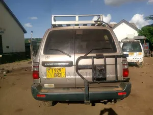 Toyota Land Cruiser 2007 Beige