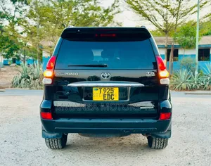Toyota Land Cruiser Prado 2007 Black