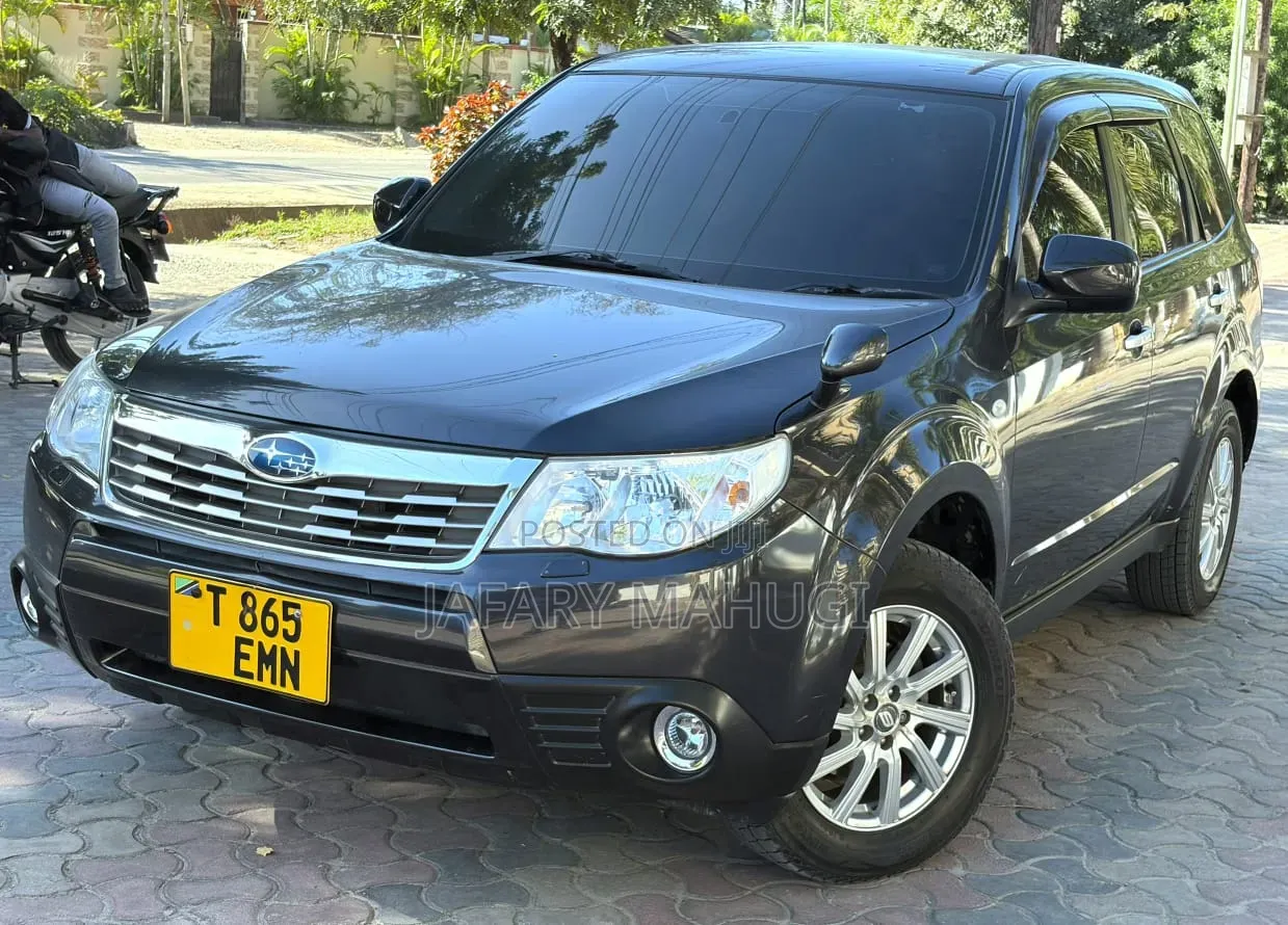 Subaru Forester 2014 Black