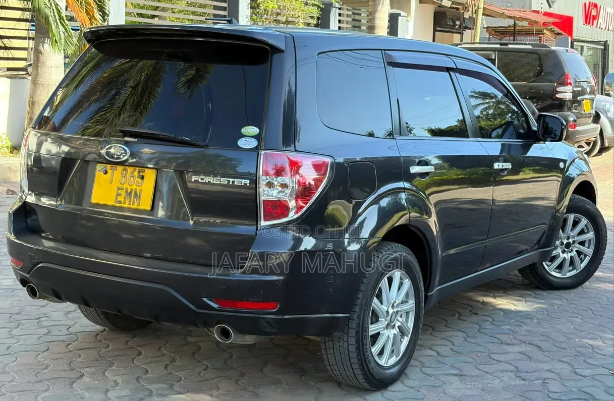 Subaru Forester 2014 Black