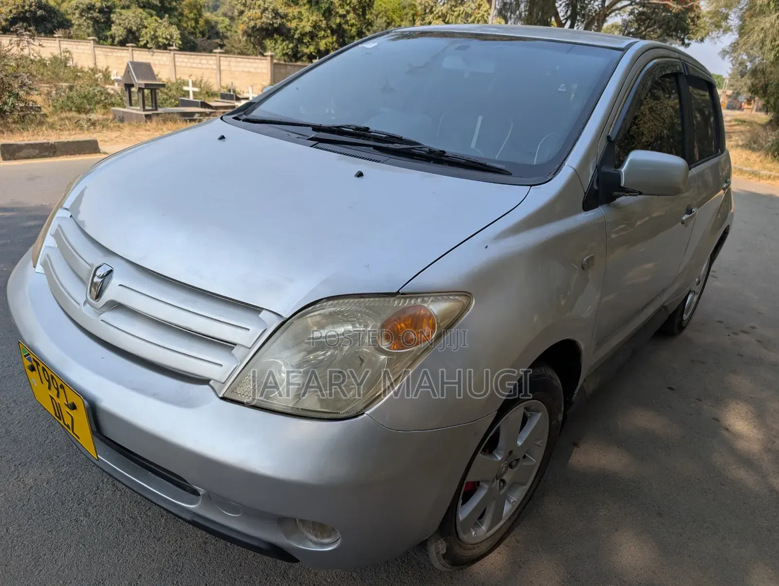 Toyota IST 2007 Silver