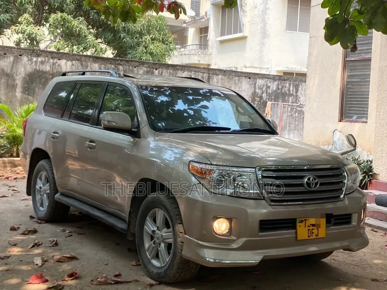 Toyota Land Cruiser 2015 Silver