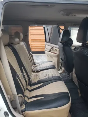 Toyota Land Cruiser 2003 White
