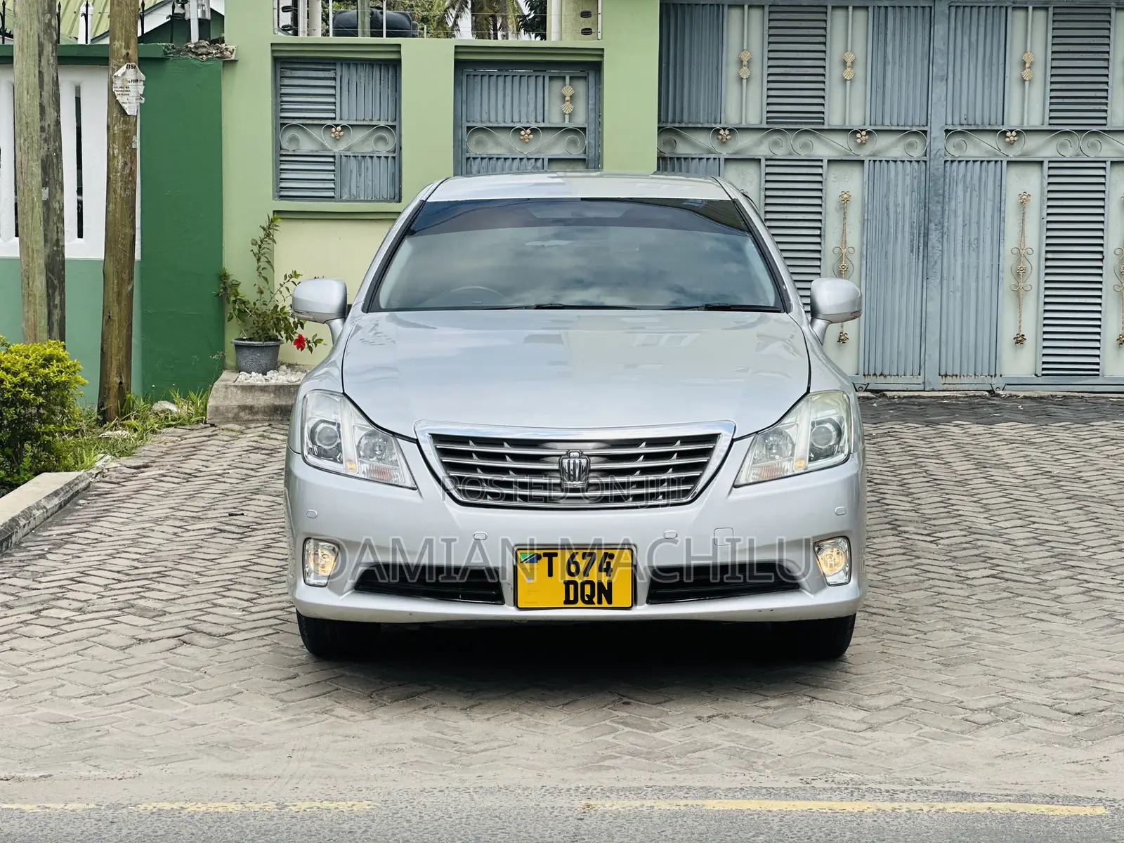 Toyota Crown 2009 Silver