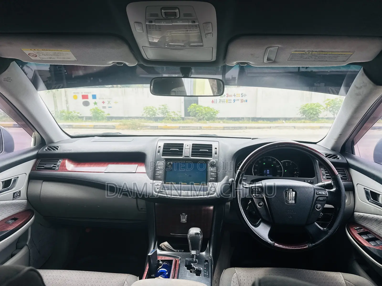 Toyota Crown 2009 Silver