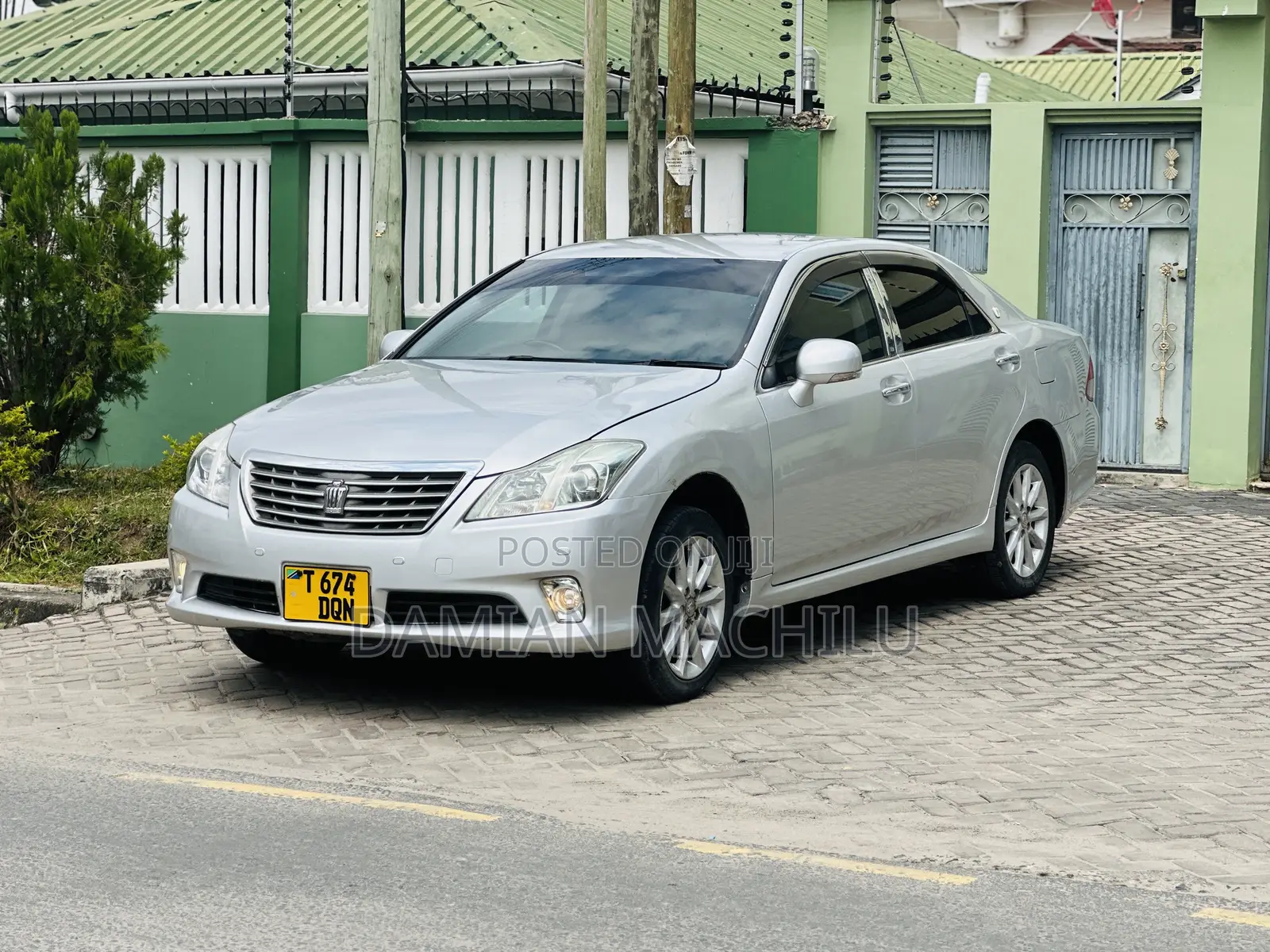 Toyota Crown 2009 Silver