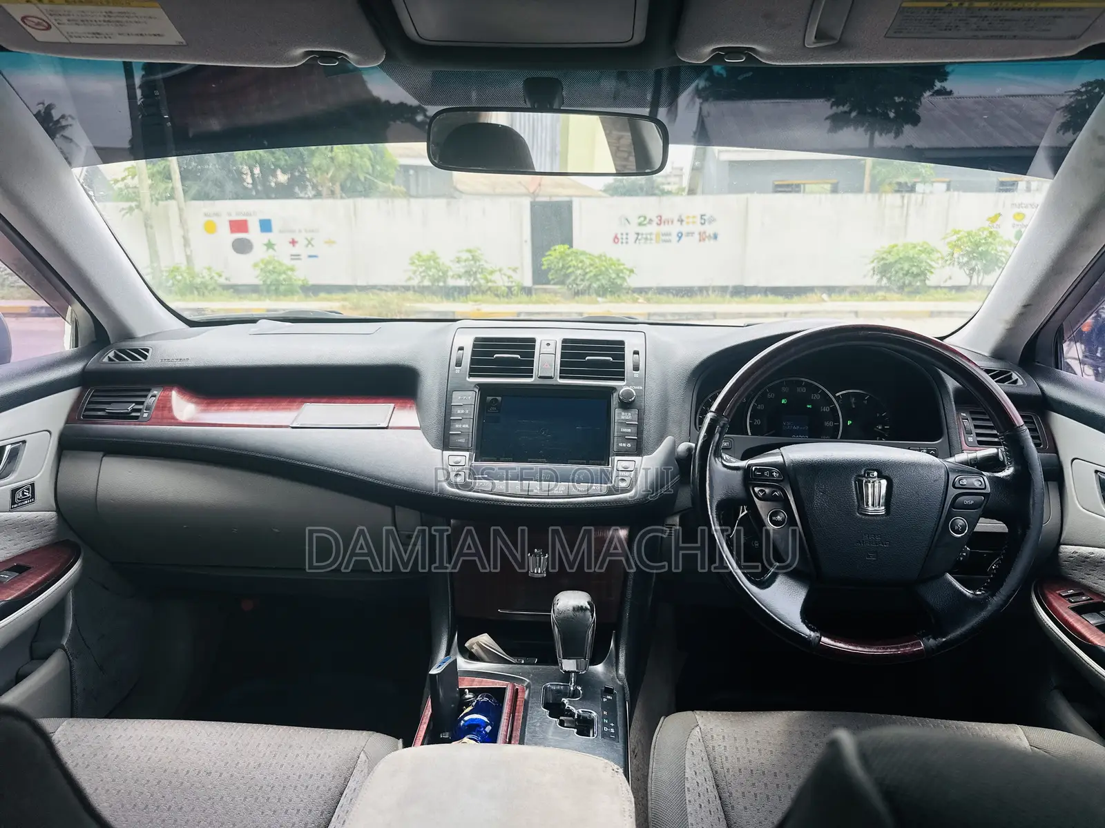 Toyota Crown 2009 Silver