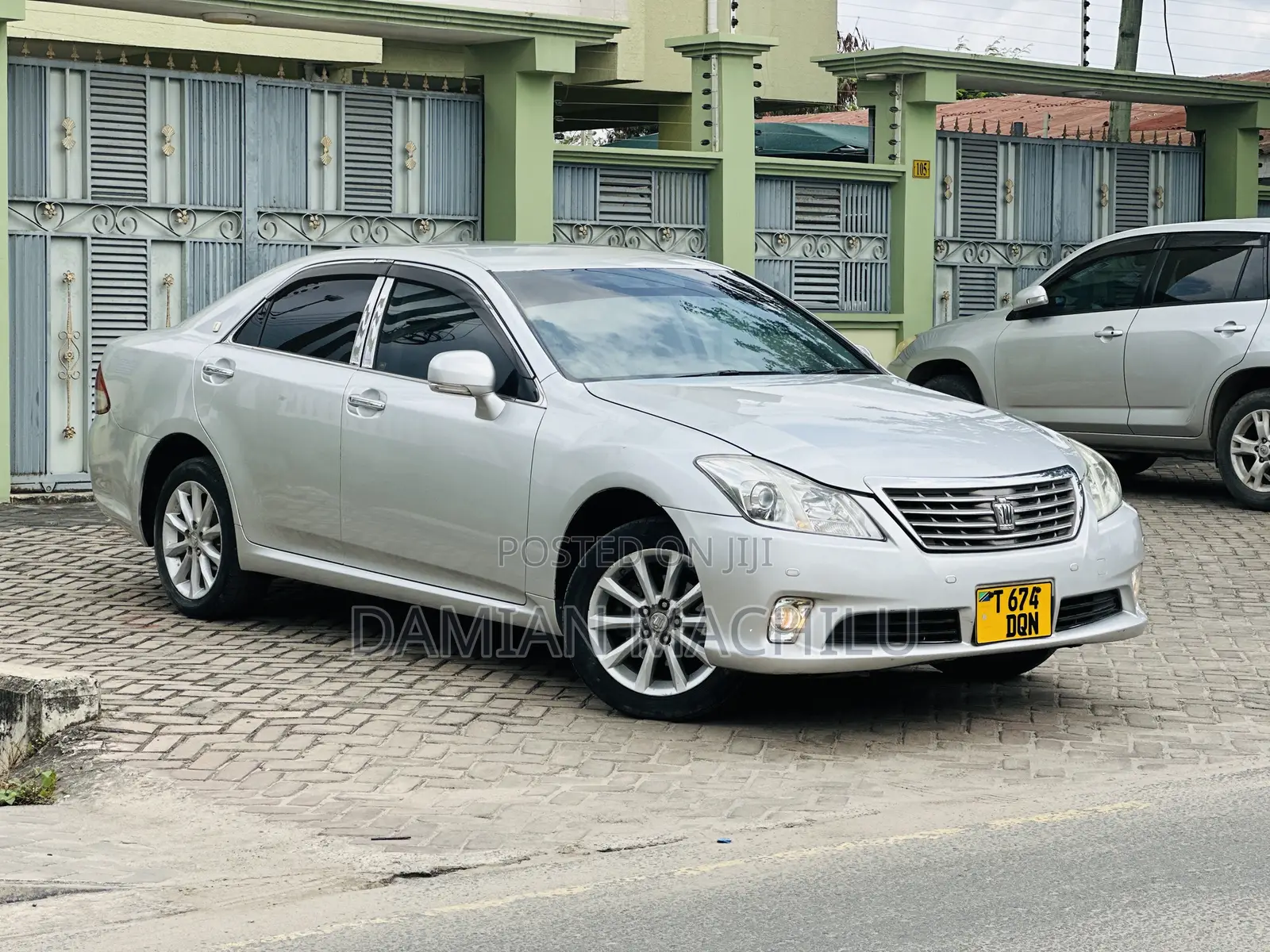 Toyota Crown 2009 Silver
