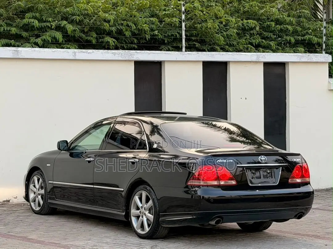Toyota Crown 2007 Black