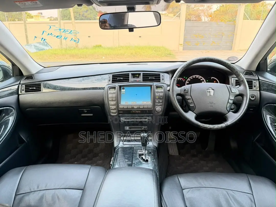 Toyota Crown 2007 Black