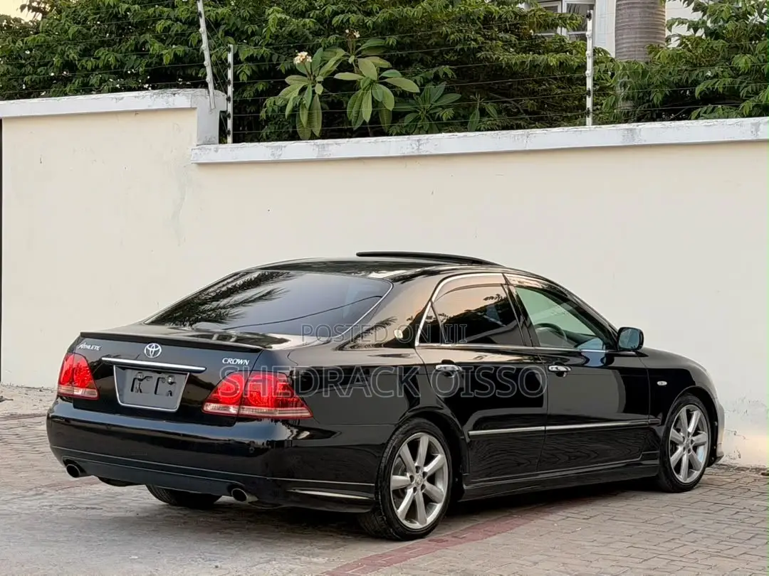 Toyota Crown 2007 Black