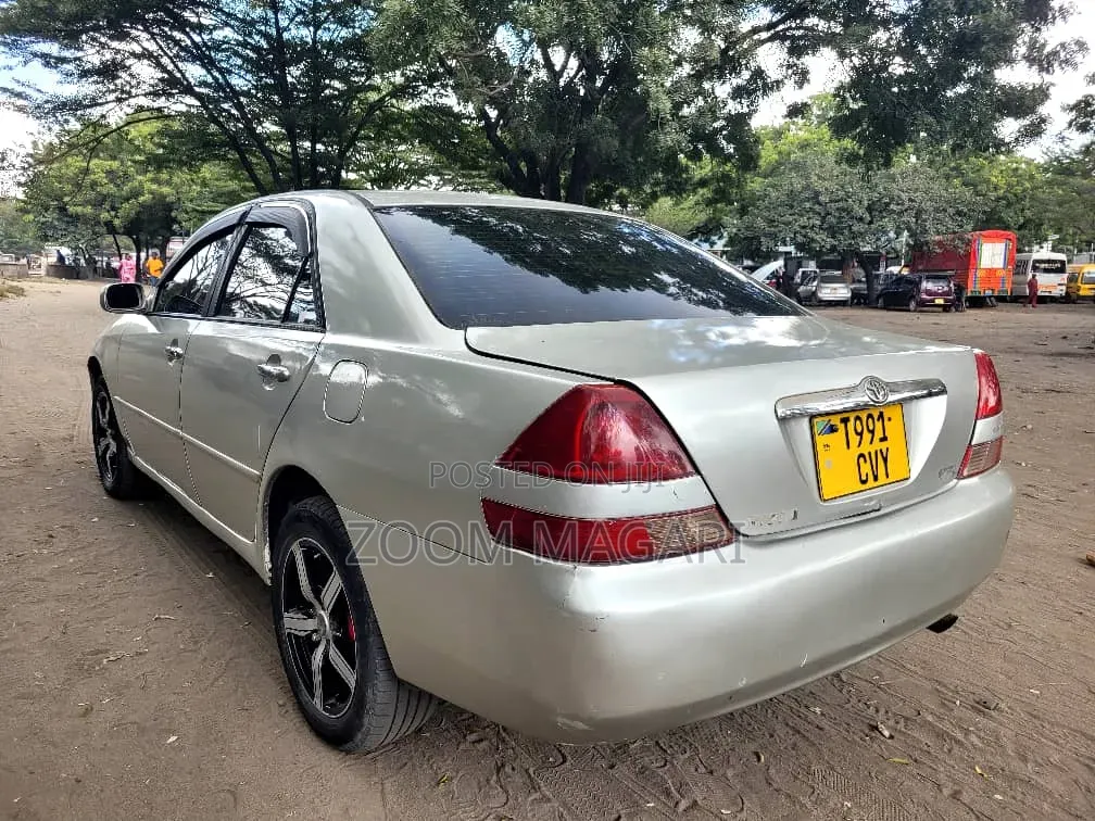 Toyota Mark II 2003 Silver