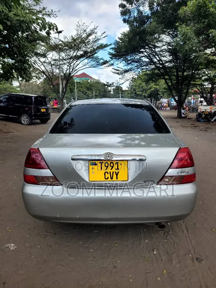 Toyota Mark II 2003 Silver