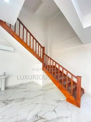 5bdrm Apartment in Upanga for rent