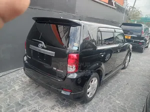 Toyota Rumion 2024 Black