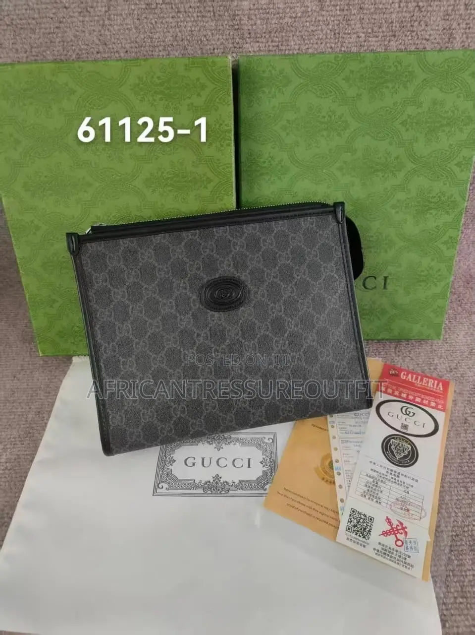 Gucci Handbag Supreme Canvas Signature Web Stripe Detail Along the Top