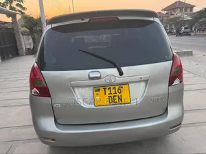 Toyota Corolla Spacio 2002 Silver