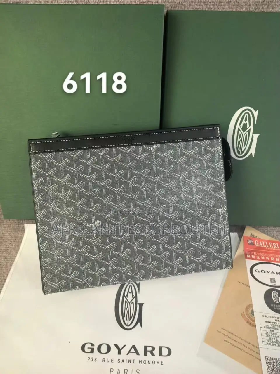 Goyard Senat Mm Clutch Goyardine Coated Canvas Handbag
