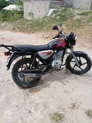 Bajaj Boxer X125 2025 Black