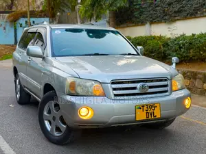 Toyota Kluger 2004 Silver
