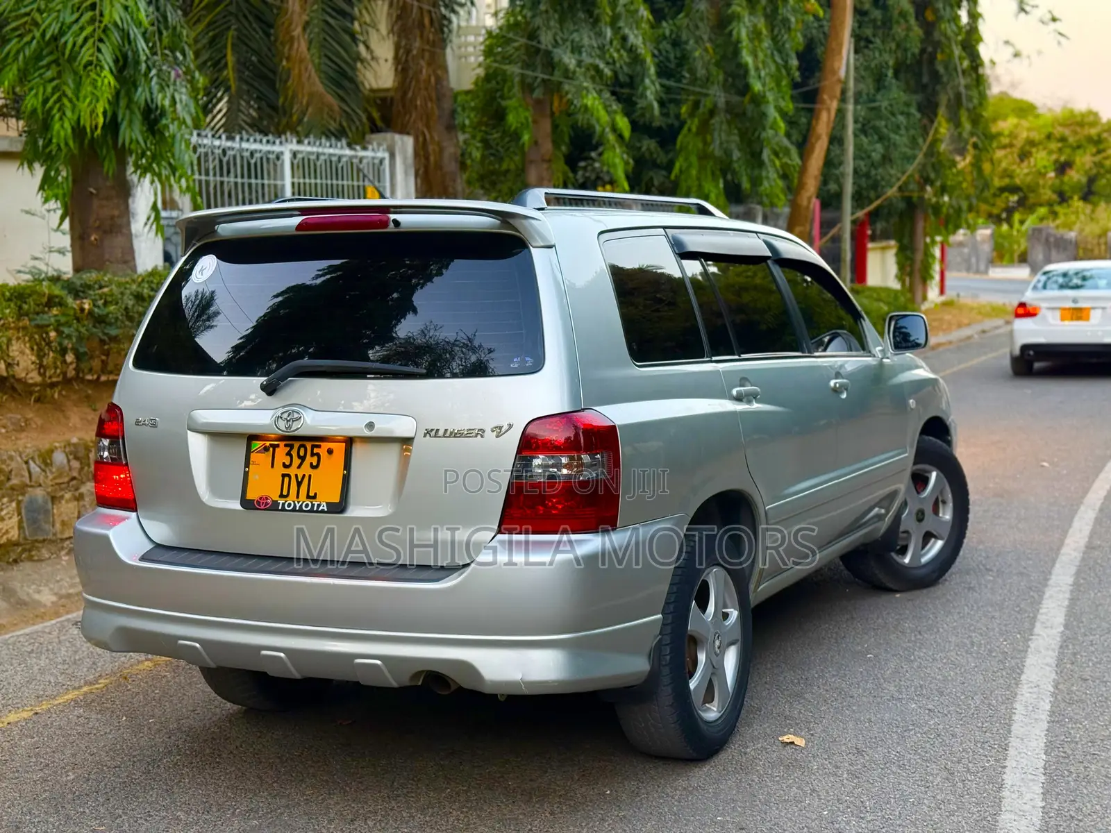 Toyota Kluger 2004 Silver