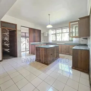 6bdrm House in Kahwa Real Estate, Mikocheni for sale