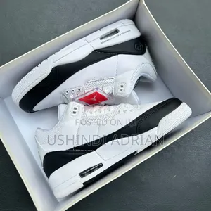 NIKE AIR MAXPREMIUM SNEAKERSSize: 40, 41, 42, 43, 44