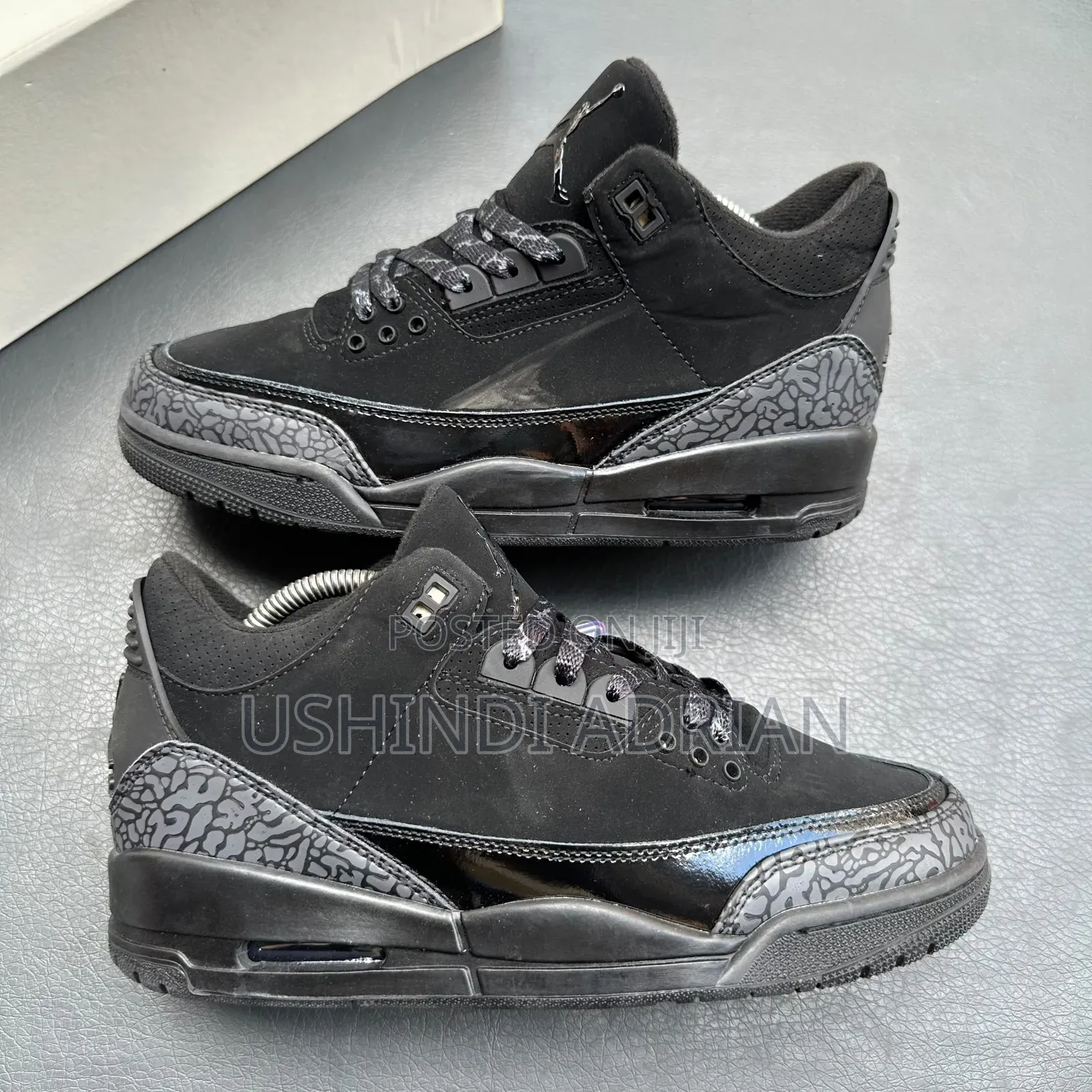 NIKE AIR MAXPREMIUM SNEAKERSSize: 40, 41, 42, 43, 44