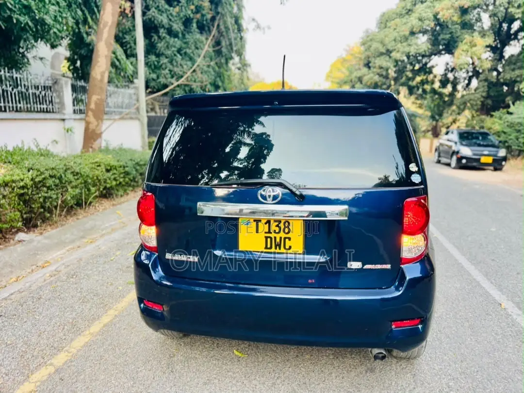 Toyota Corolla Rumion 2007 Blue