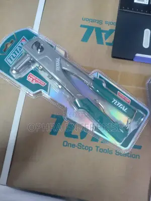 Total Hand Riveter 10.5"