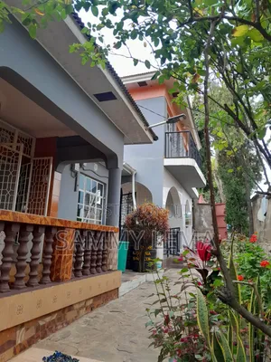 6bdrm Duplex in Sammy Saidy, Njiro for rent