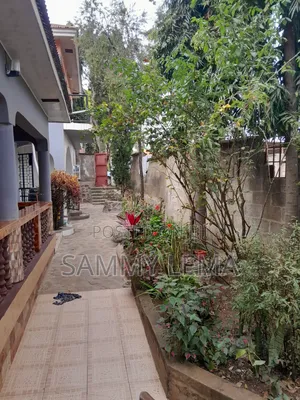 6bdrm Duplex in Sammy Saidy, Njiro for rent