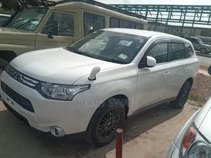 Mitsubishi Outlander 2014 White