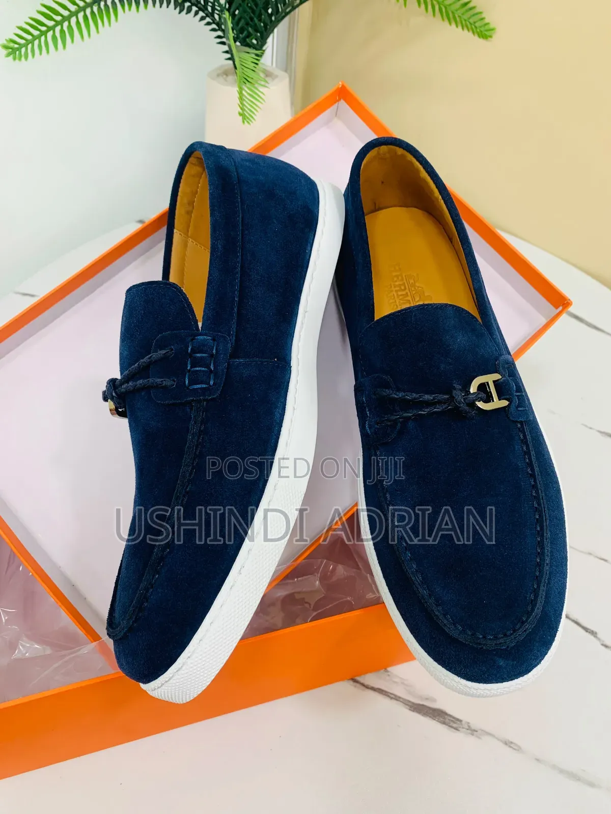 new Stock—hermès Shoes
quality Leather
full Boxed
