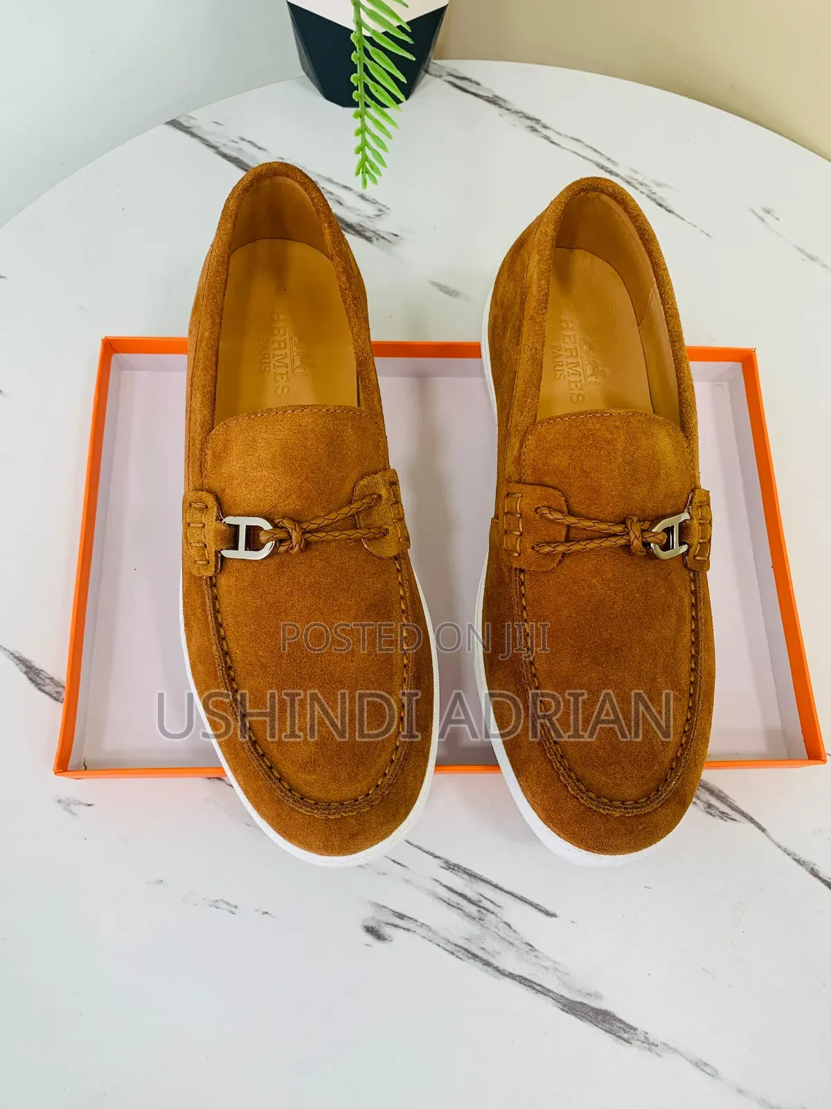 new Stock—hermès Shoes
quality Leather
full Boxed