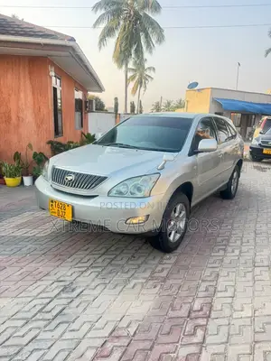 Toyota Harrier 2004 Silver