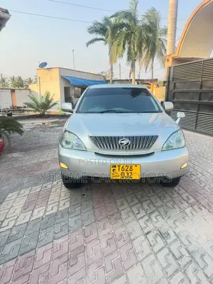 Toyota Harrier 2004 Silver