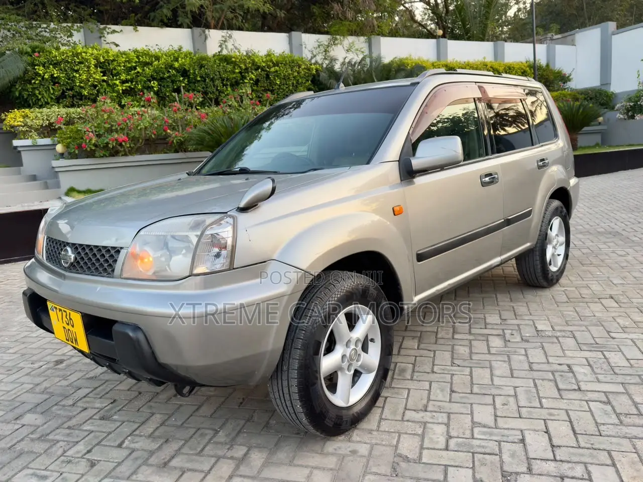 Nissan X-Trail 2004 Gray