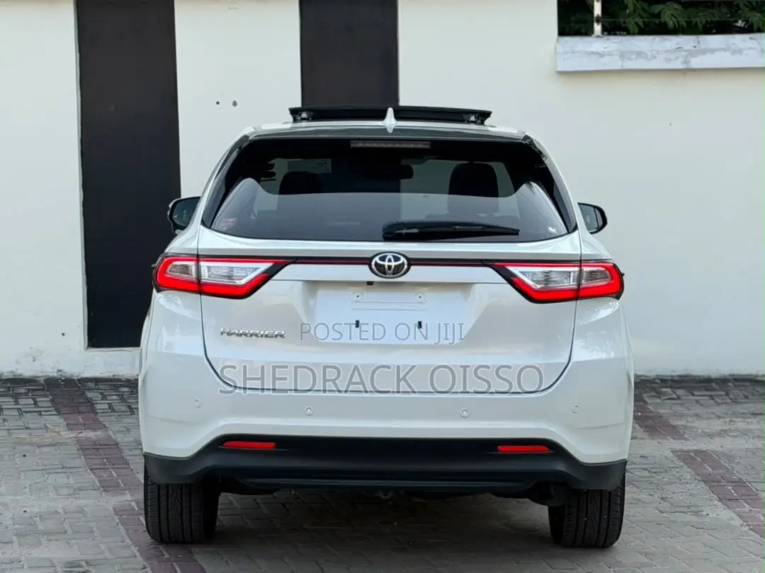 Toyota Harrier 2018 White