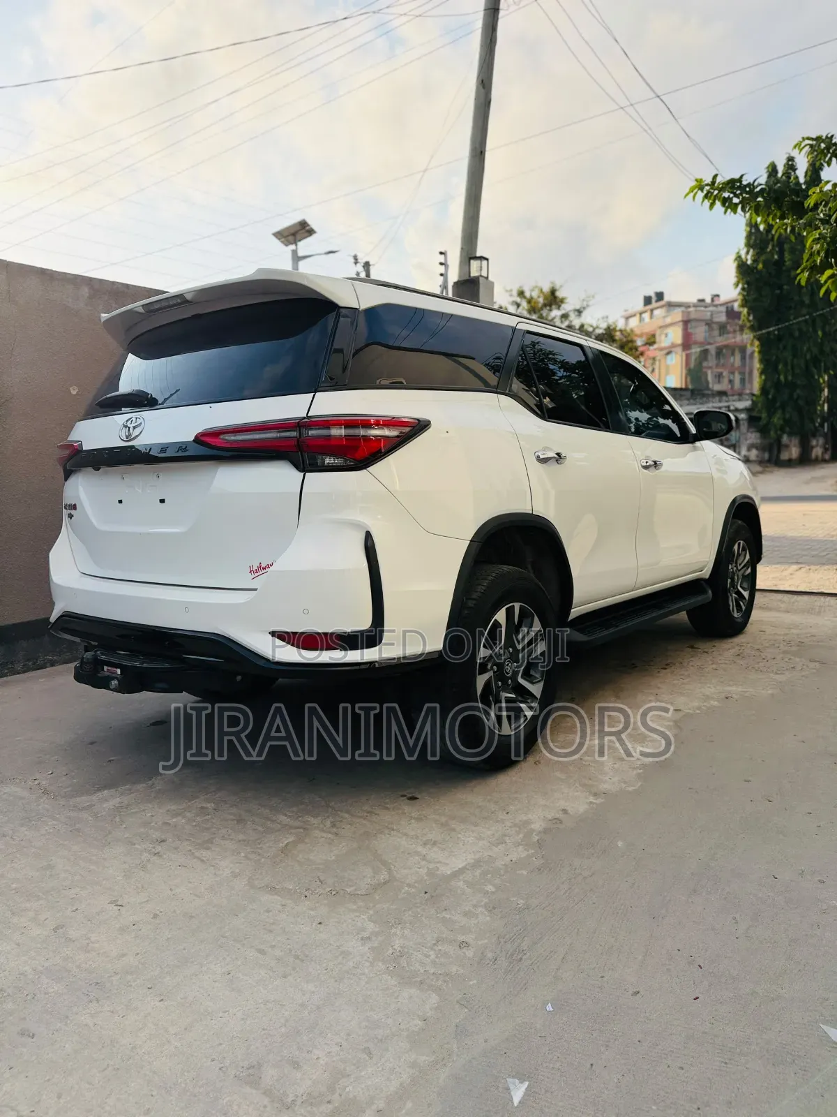 Toyota Fortuner 2.8 D AWD 2024 White