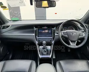 Toyota Harrier 2018 White